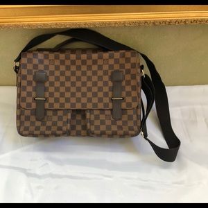 Louis Vuitton Damier Ebene Messenger Bag